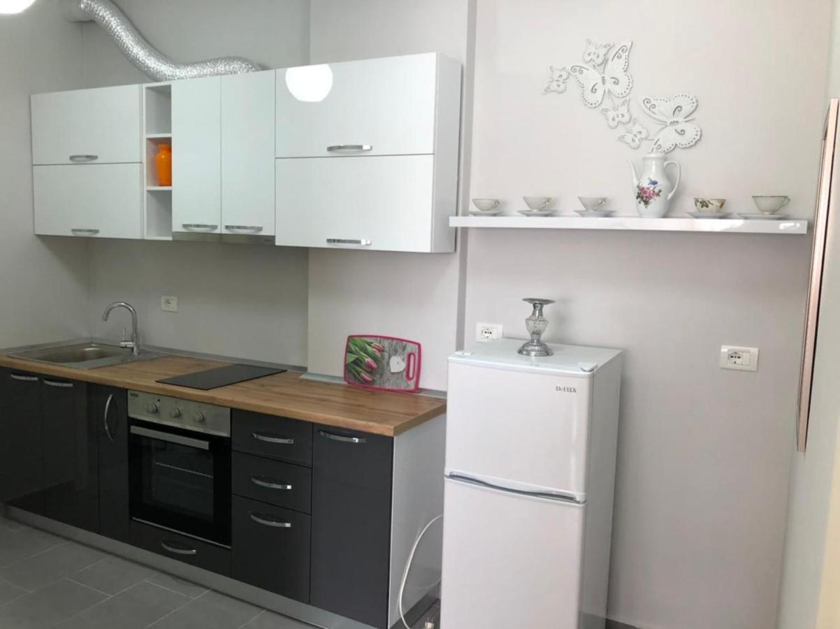 Apartament Klea In Strandnaehe Toplage Дуррес Экстерьер фото